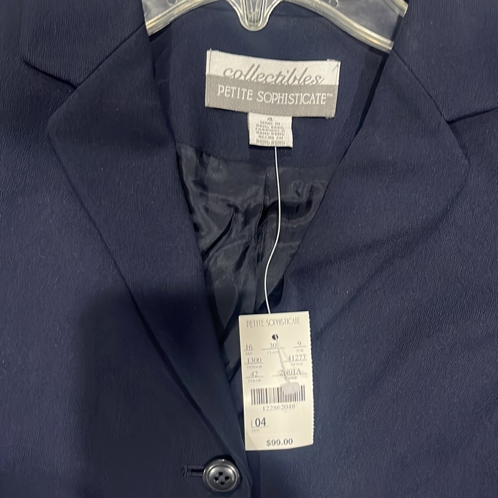 Petite Sophisticate Navy Blue Suit - Picture 4 of 7